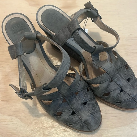 Frye wedges! - Picture 1 of 5